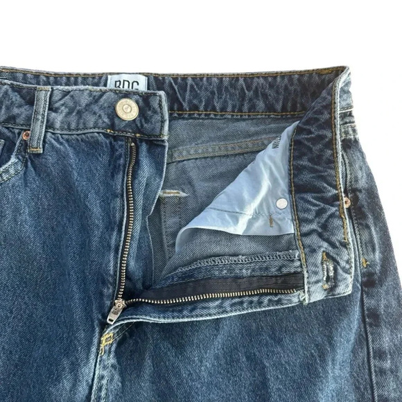 BDG Sustain Blue Mom Jeans Denim Distressed High Waisted W 30 - Picture 6 of 10